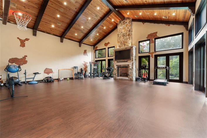 Image No.31-5 Bed Property for sale