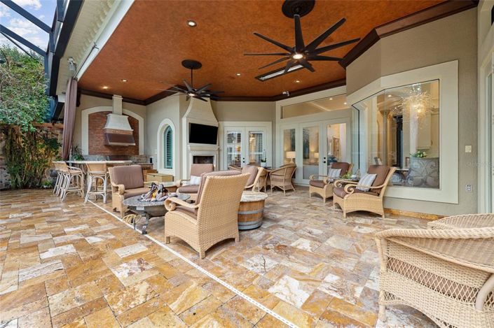 Image No.49-5 Bed Property for sale