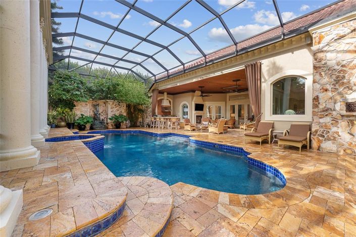 Image No.53-5 Bed Property for sale