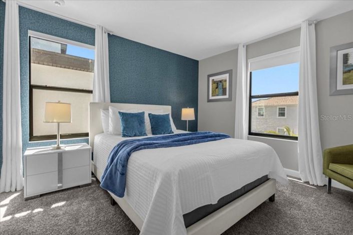 Image No.22-9 Bed Property for sale