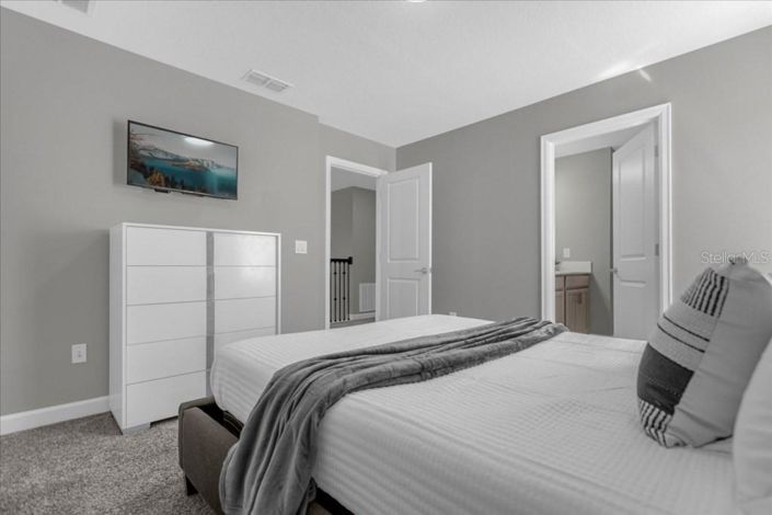 Image No.29-9 Bed Property for sale