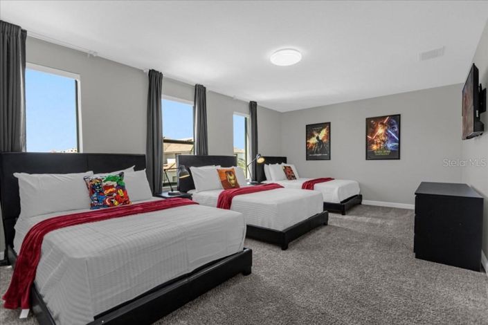 Image No.30-9 Bed Property for sale