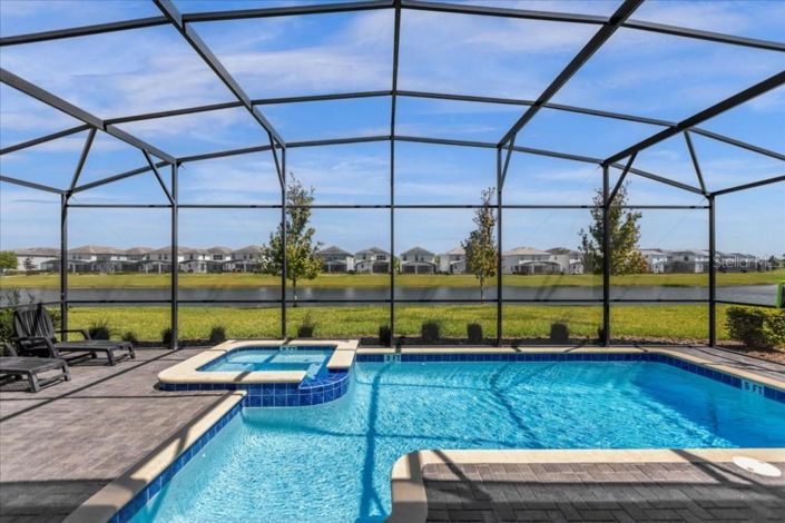 Image No.41-9 Bed Property for sale