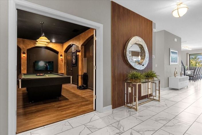 Image No.9-9 Bed Property for sale