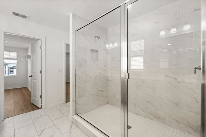 Image No.12-5 Bed Property for sale