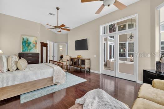 Image No.10-5 Bed Property for sale