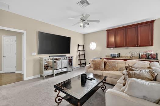 Image No.16-5 Bed Property for sale