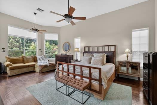 Image No.9-5 Bed Property for sale