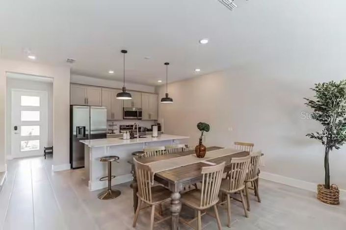 Image No.5-3 Bed Townhouse for sale