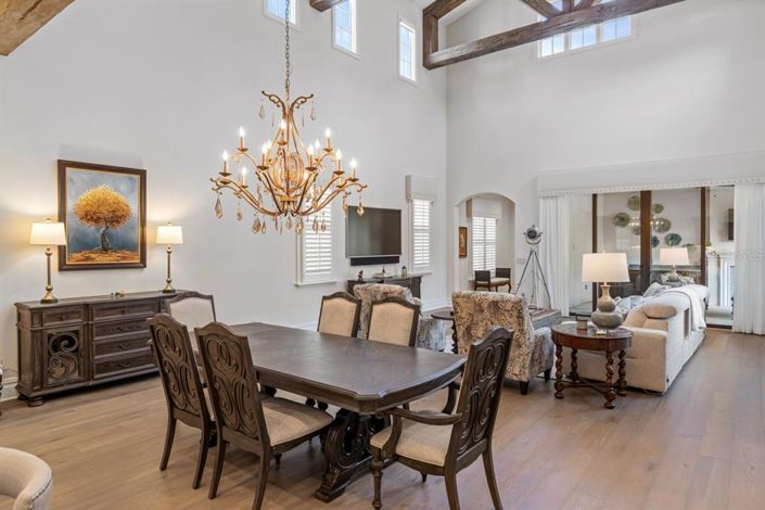 Image No.17-4 Bed Property for sale