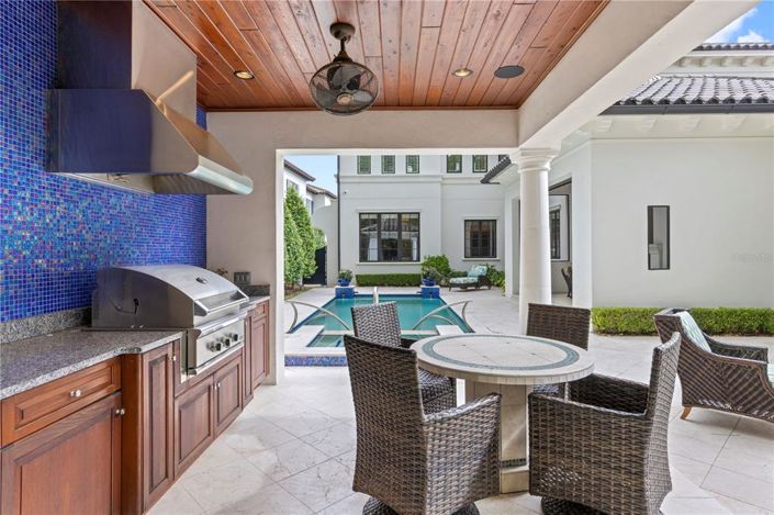 Image No.42-4 Bed Property for sale