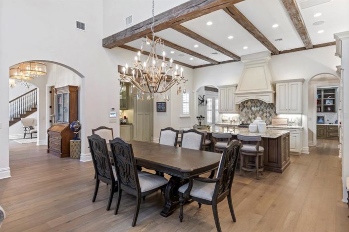 Image No.8-4 Bed Property for sale