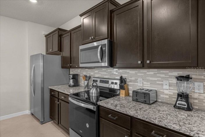 Image No.6-7 Bed Property for sale