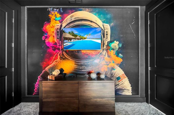 Image No.21-10 Bed Property for sale