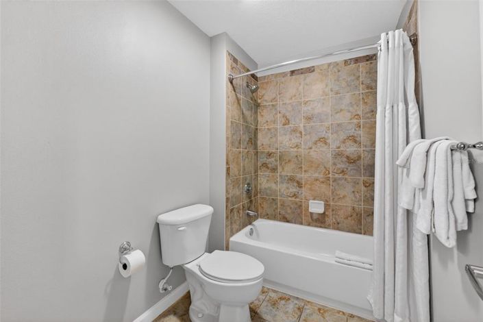 Image No.38-3 Bed Property for sale