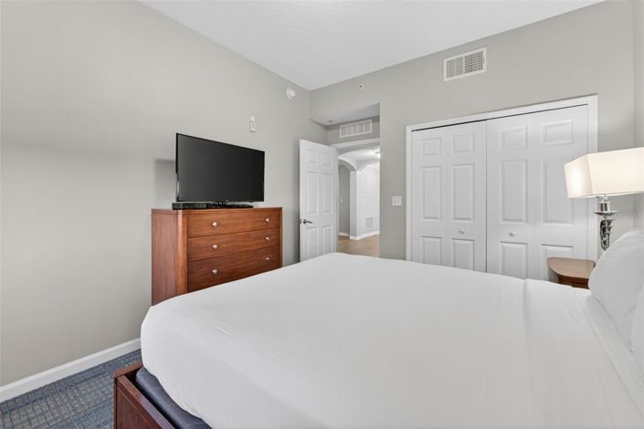 Image No.41-3 Bed Property for sale