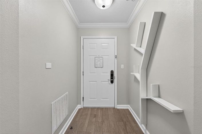 Image No.9-3 Bed Property for sale