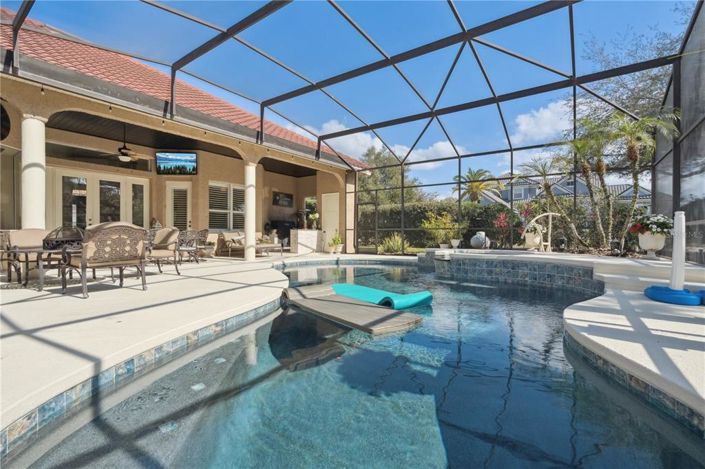 Image No.5-Propriété de 5 chambres à vendre à Orlando