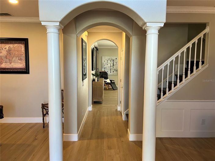 Image No.11-5 Bed Property for sale