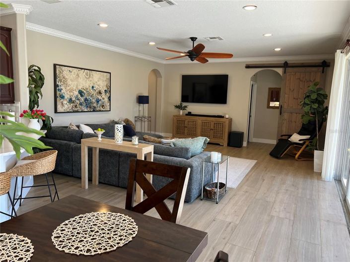 Image No.20-5 Bed Property for sale