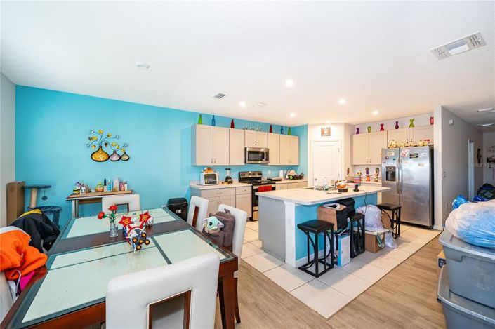 Image No.7-6 Bed Property for sale