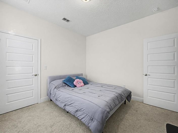 Image No.20-4 Bed Property for sale