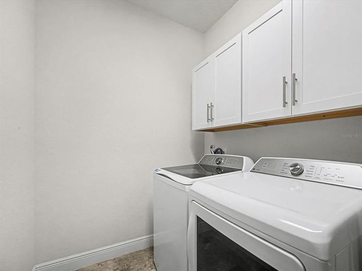 Image No.25-4 Bed Property for sale