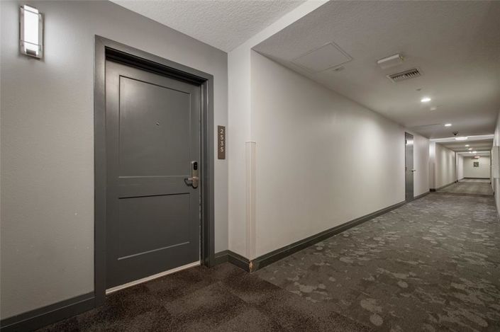 Image No.10-2 Bed Property for sale