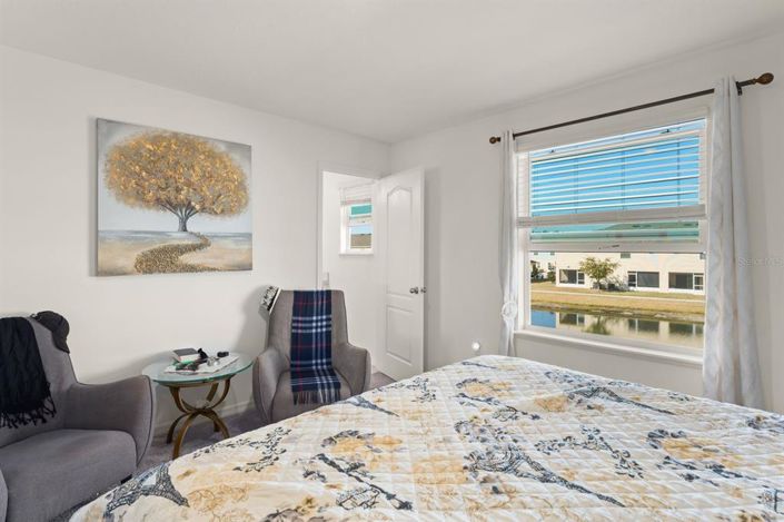 Image No.18-3 Bed Townhouse for sale