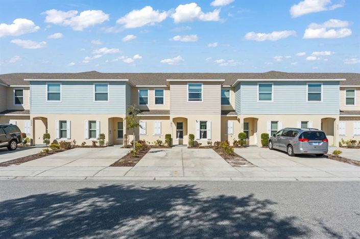 Image No.2-3 Bed Townhouse for sale