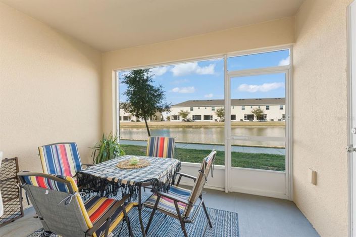 Image No.29-3 Bed Townhouse for sale