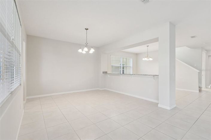 Image No.15-9 Bed Property for sale