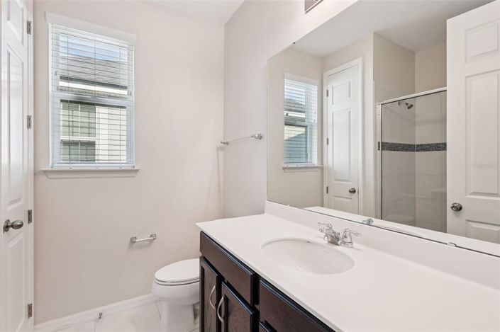 Image No.33-9 Bed Property for sale