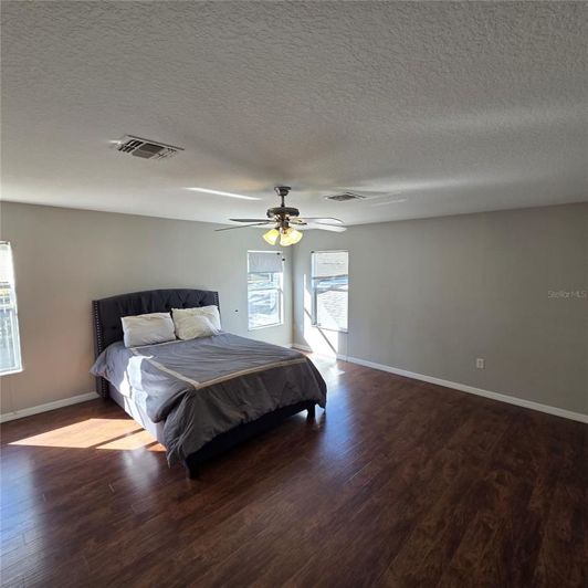 Image No.31-4 Bed Property for sale