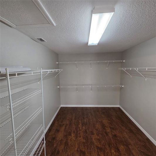 Image No.37-4 Bed Property for sale