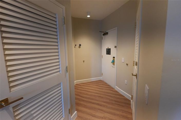 Image No.32-1 Bed Property for sale