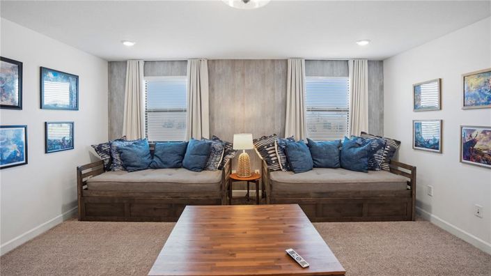 Image No.42-6 Bed Property for sale