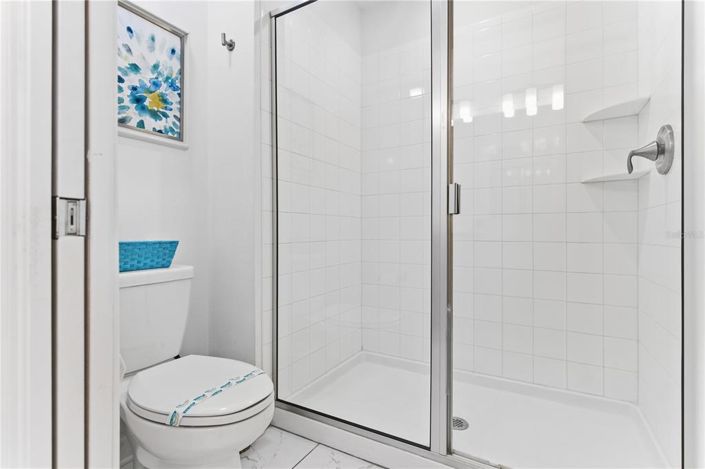 Image No.47-6 Bed Property for sale