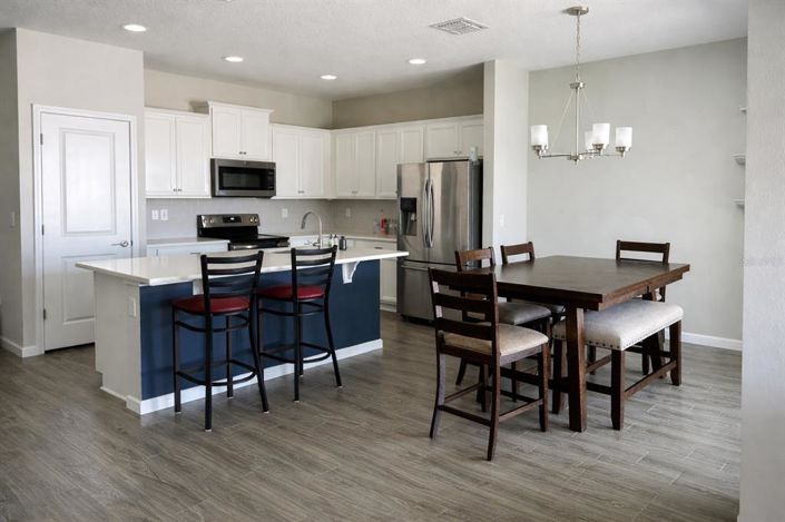 Image No.3-4 Bed Property for sale