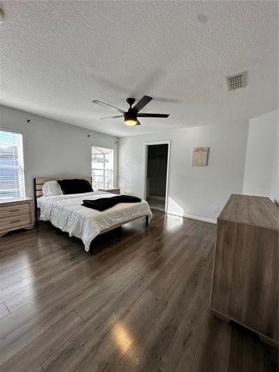 Image No.21-4 Bed Property for sale