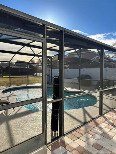 Image No.5-4 Bed Property for sale