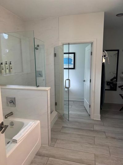 Image No.17-2 Bed Property for sale