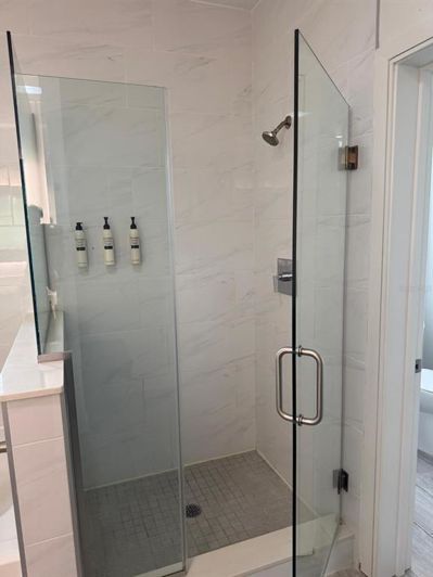 Image No.18-2 Bed Property for sale