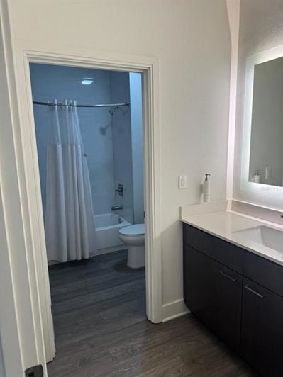 Image No.25-2 Bed Property for sale