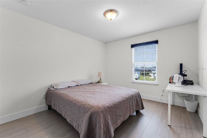 Image No.26-3 Bed Property for sale