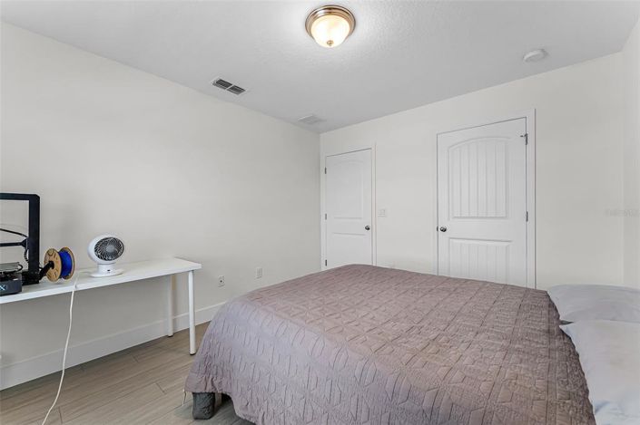 Image No.27-3 Bed Property for sale