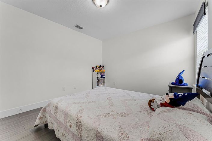 Image No.30-3 Bed Property for sale