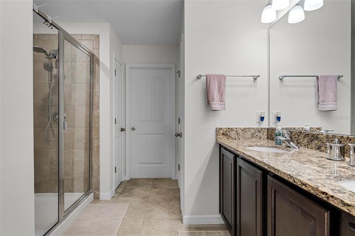 Image No.39-3 Bed Property for sale