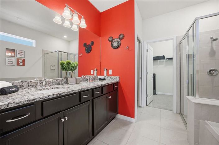 Image No.23-5 Bed Property for sale