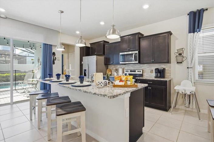 Image No.30-5 Bed Property for sale